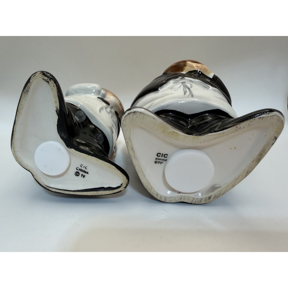 Vintage Salt & Pepper Shakers French Italian Waiters by Certified Intnl - Picture 4 of 5